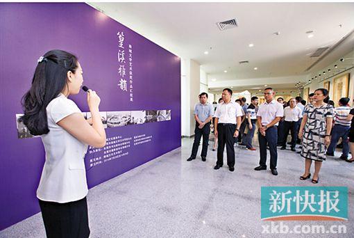 ■圖為首場(chǎng)展覽,主題為“篁溪雅韻——南城文學(xué)藝術(shù)獲獎(jiǎng)作品匯報(bào)展”。